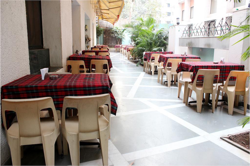 פונה The Ambassador Hotel מראה חיצוני תמונה