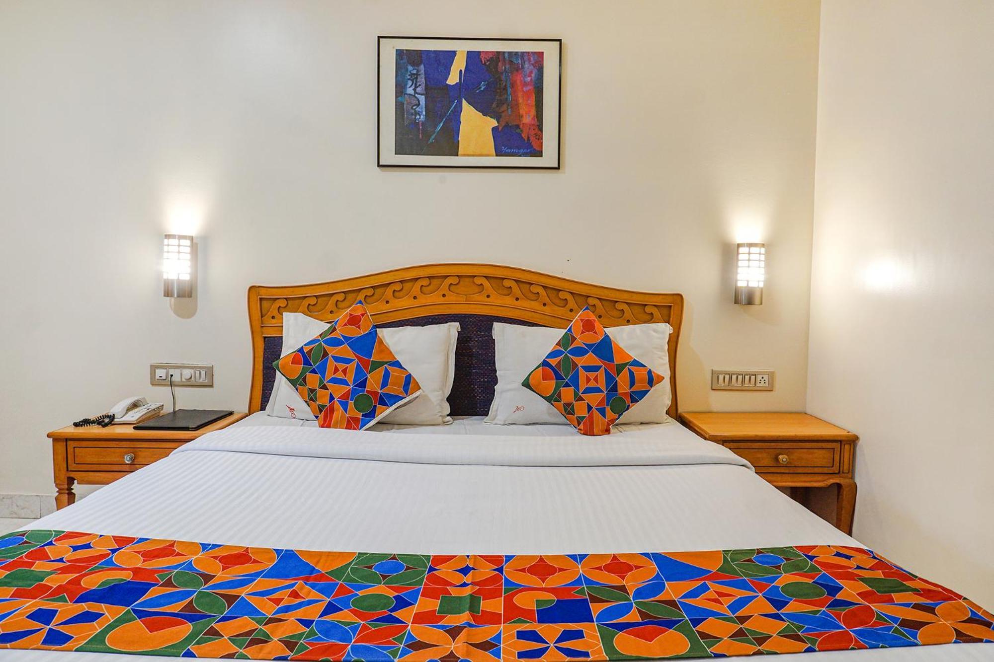 פונה The Ambassador Hotel מראה חיצוני תמונה