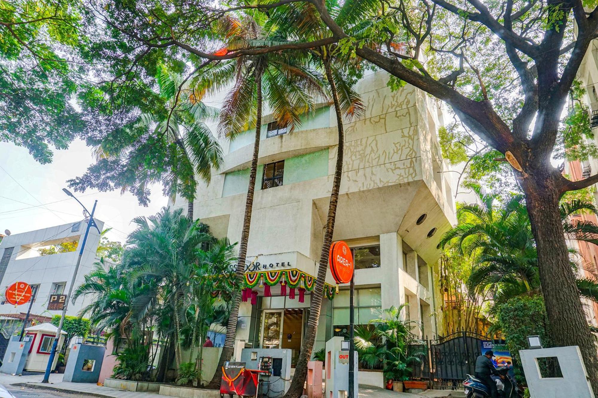 פונה The Ambassador Hotel מראה חיצוני תמונה